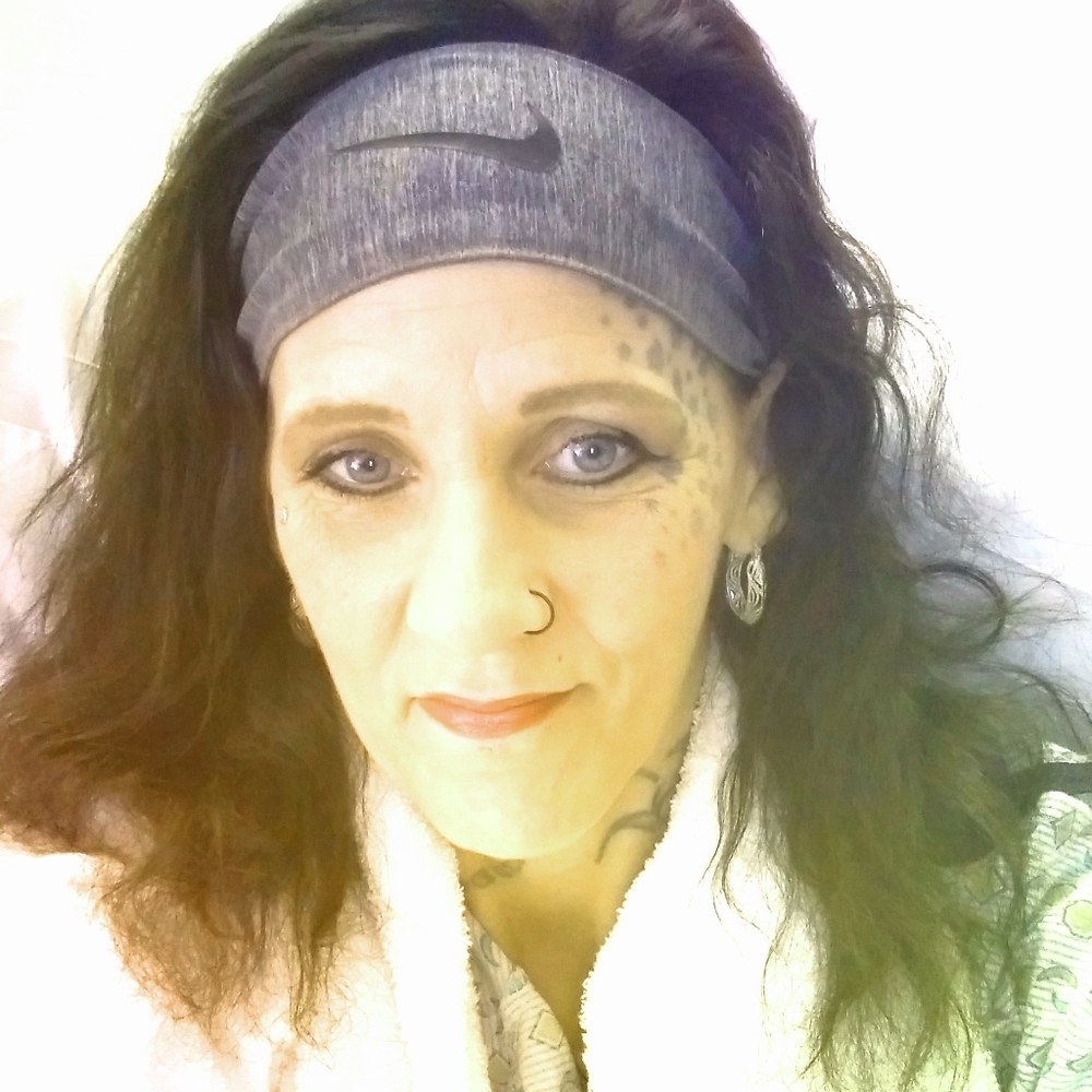 Meet your Posher, Stacy